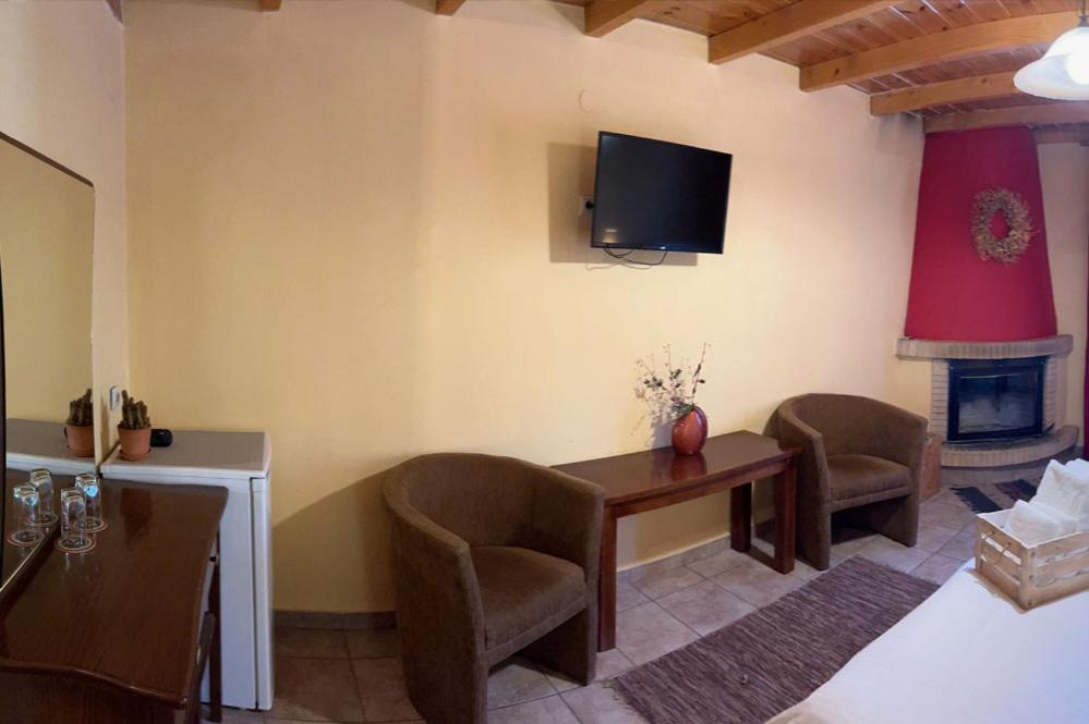 Guesthouse Teloni Vitina Exterior photo
