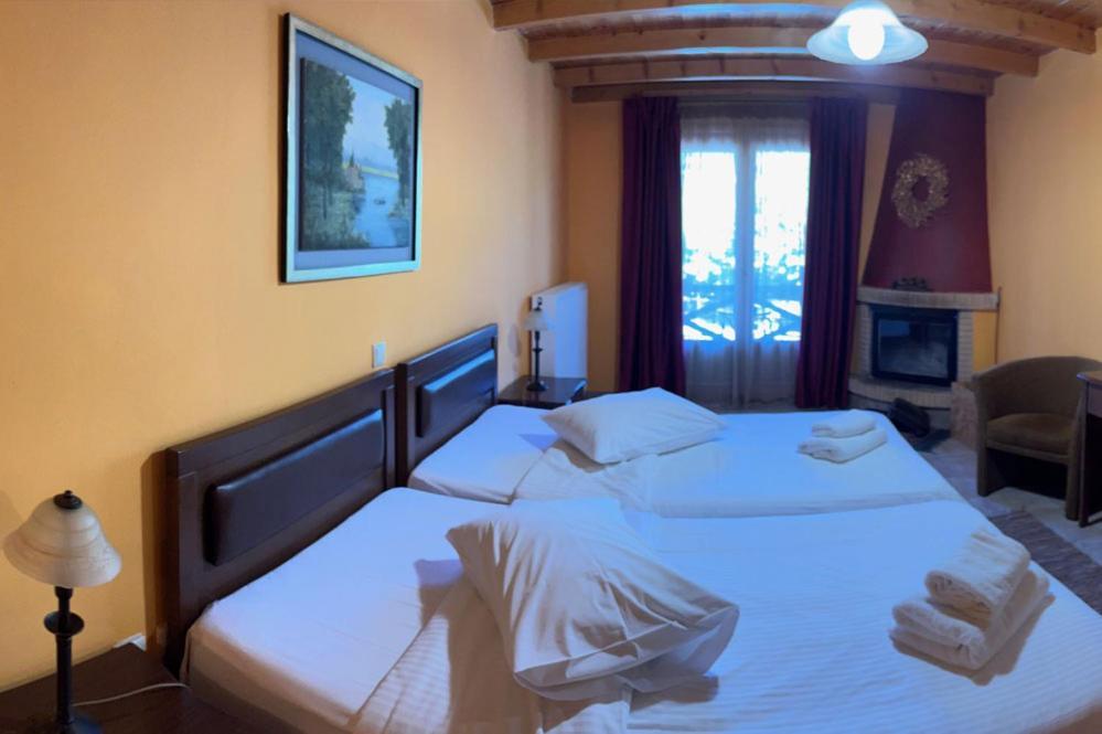Guesthouse Teloni Vitina Exterior photo