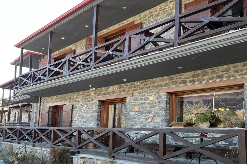 Guesthouse Teloni Vitina Exterior photo